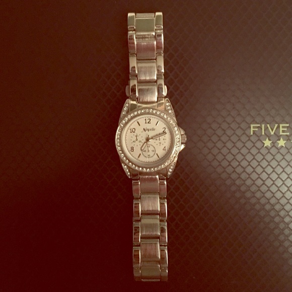 Noelle silver watch