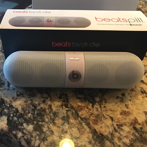 Beats pill