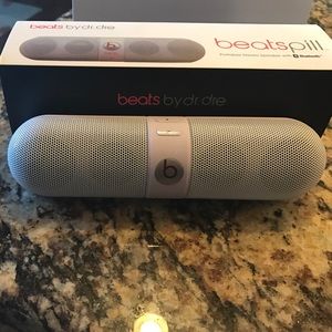 Beats pill