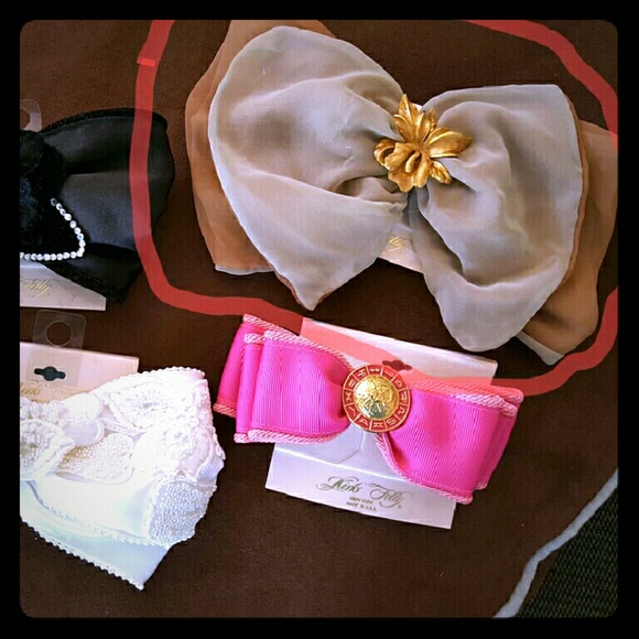 Chiffon bow on barrette with gold tone flower