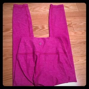 Lululemon high waisted pink leggings💗