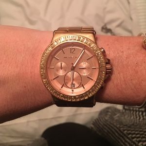 Michael Kors large faced rose gold watch