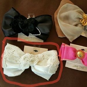 Kirks Folly barrette.