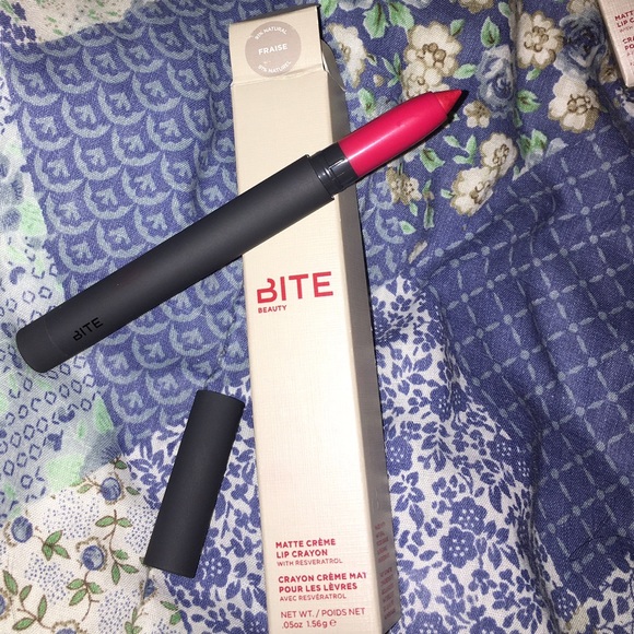 Bite matte lip crayon- fraise