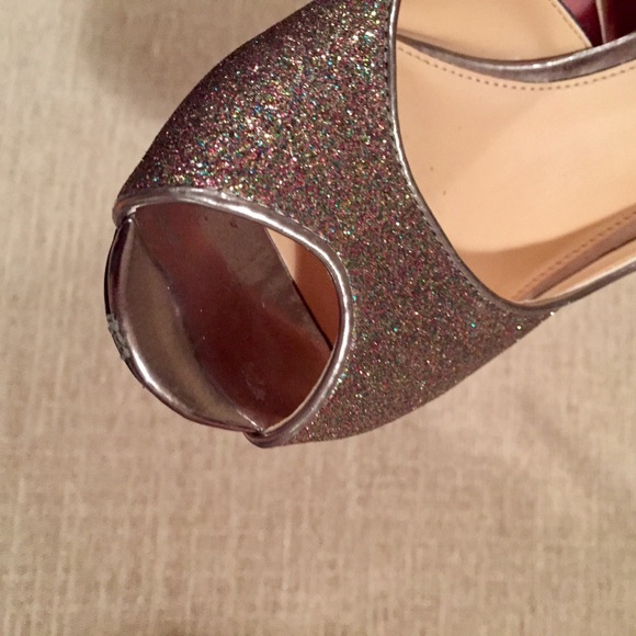 🎉HP🎉 Marc Fisher Peep Toe Heels - Picture 4 of 4