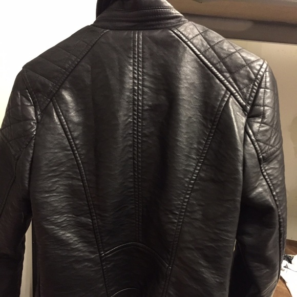 jacket - Picture 2 of 3