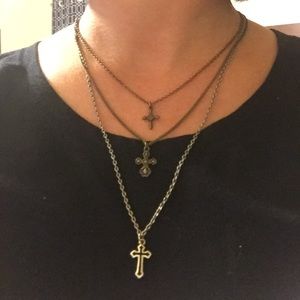 Three chain Premier Designs cross necklace