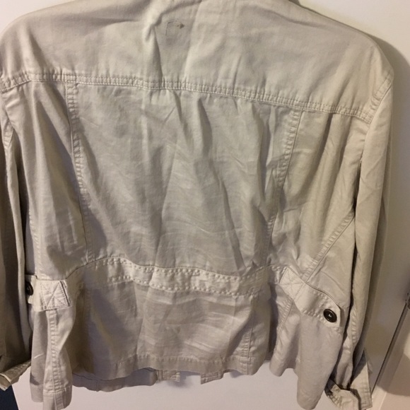 Jacket - Picture 3 of 4