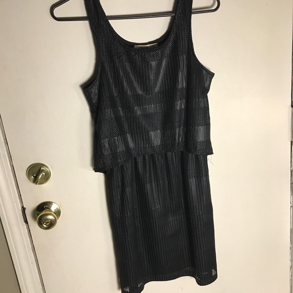 Dress - Picture 1 of 2