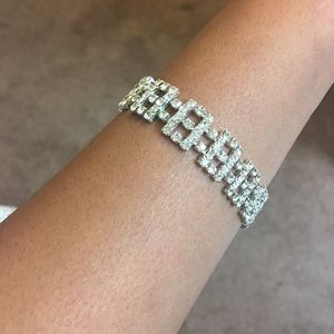 💚2 for $10! Silver Rhinestone Bracelet