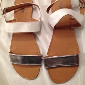 Brand New thick strap Sandal