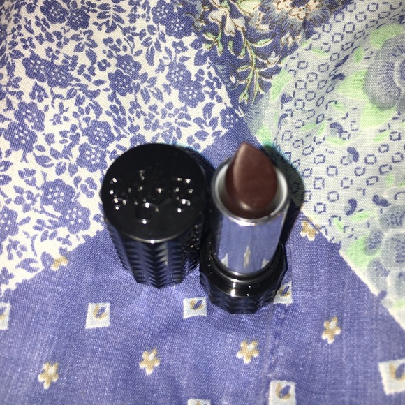Kat Von D matte lipstick