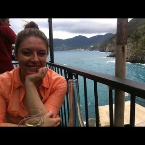 Meet your Posher, Gina