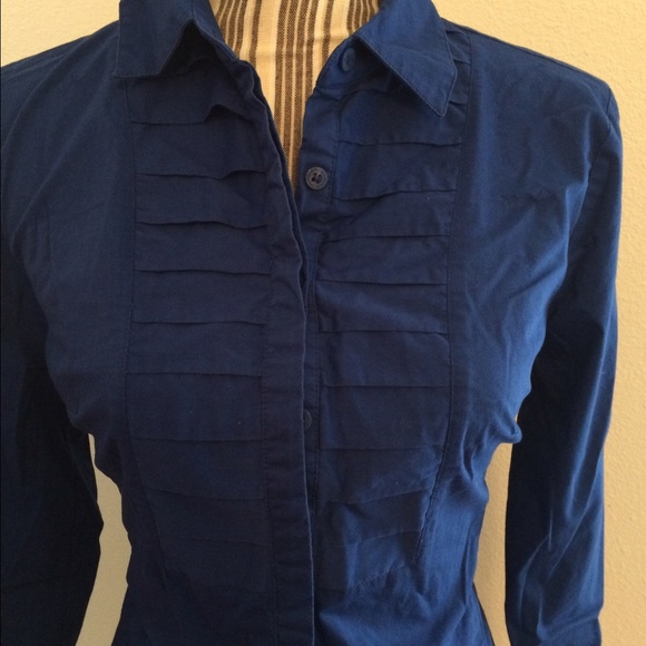 Blue button down top - Picture 2 of 4