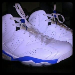 Jordan 6 retro blue/white size 11.5
