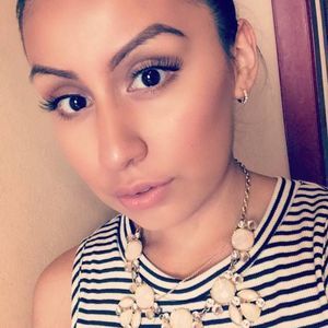 Meet your Posher, Selena