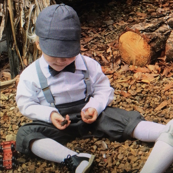 Adorable 3T News Boy outfit. Almost new, worn once