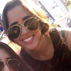 Meet your Posher, Gina