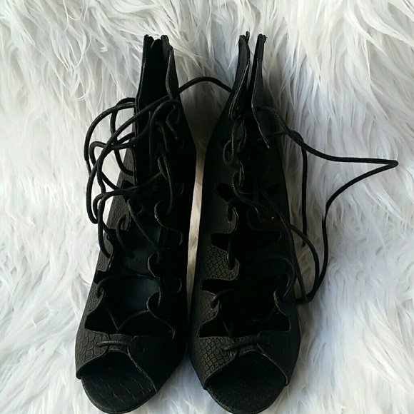 Black lace up heels