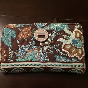 Vera Bradley wallet