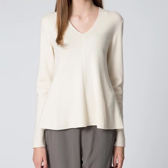 Uniqlo Sweaters - NWOT Uniqlo and Lemaire Sweater