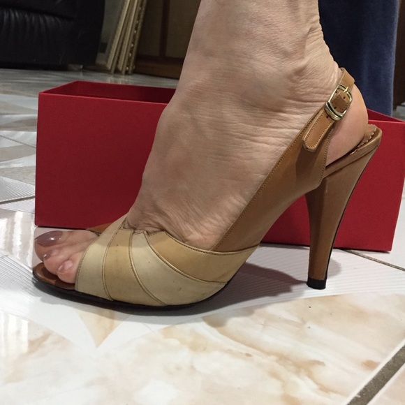 Comfortable heels - Picture 1 of 4