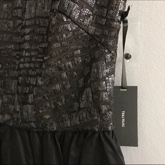 NWT! Vera Wang fit and flare dress - Picture 4 of 4