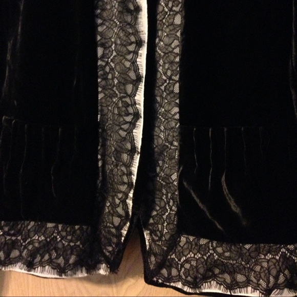 Tahari Black Velvet & Lace Jacket/Blazer - Picture 4 of 4