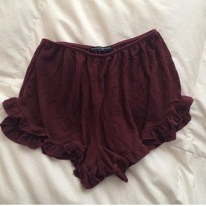Brandy Melville maroon vodi shorts