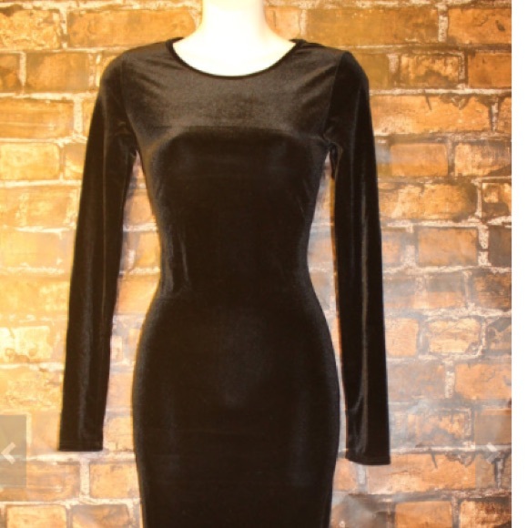 Black Velvet Midi Long Sleeve Dress - Picture 2 of 4