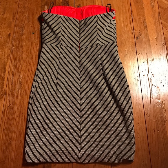 Black stripe strapless ark & co dress size medium - Picture 3 of 3
