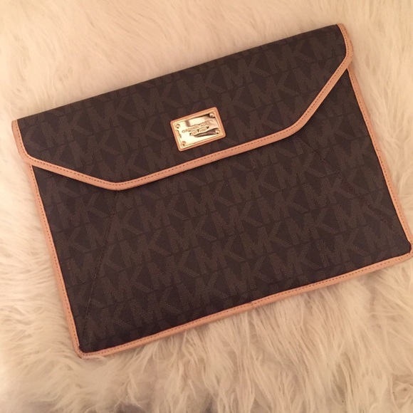 Michael Kors Small Logo Tablet Bag