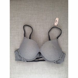 Victoria's Secret striped t shirt bra NWT