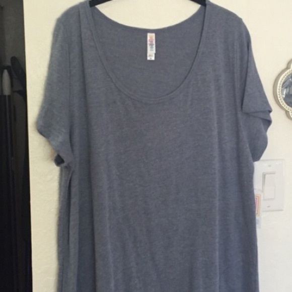 LuLaRoe Classic T Top - 2XL - Blue - Brand New