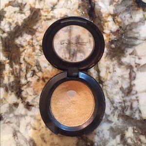MAC eyeshadow