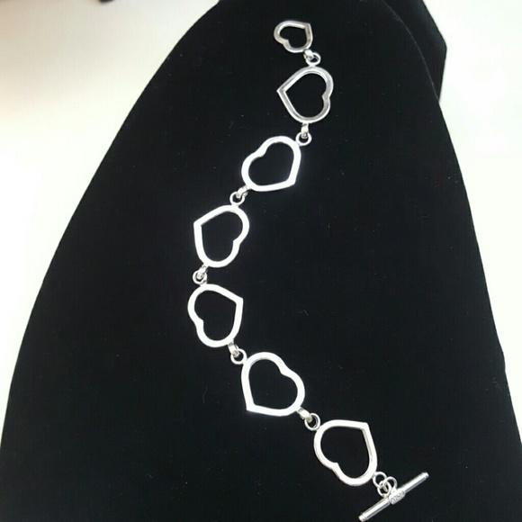 14K White Gold Open Heart Toggle Bracelet