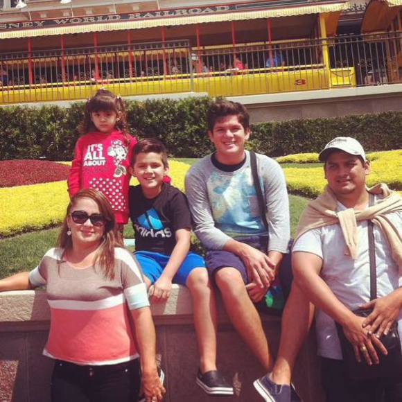 Meet your Posher, David - Picture 1 of 1