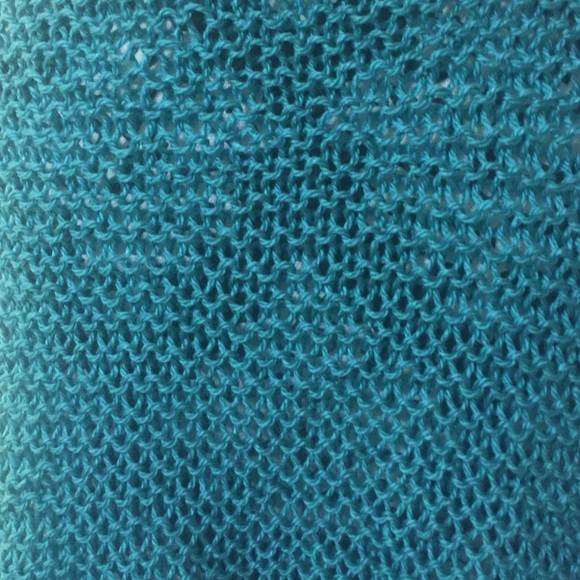 Handmade poncho - Picture 4 of 4