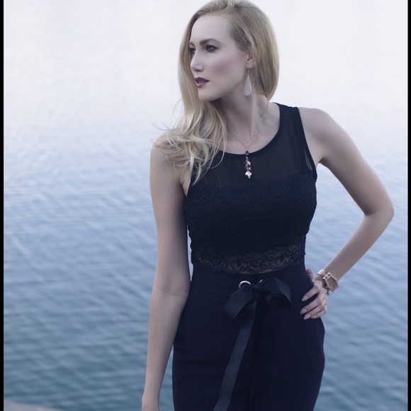 Meet your Posher, Krystle - Picture 2 of 3