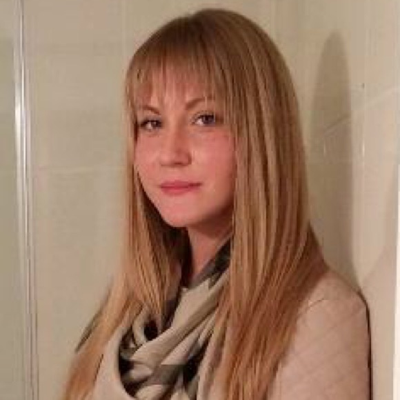 Meet your Posher, Liza
