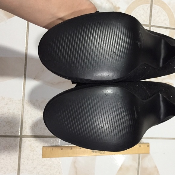 Black Glitter Heels - Picture 4 of 4