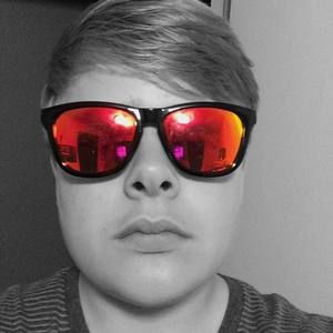 Meet your Posher, Braxton