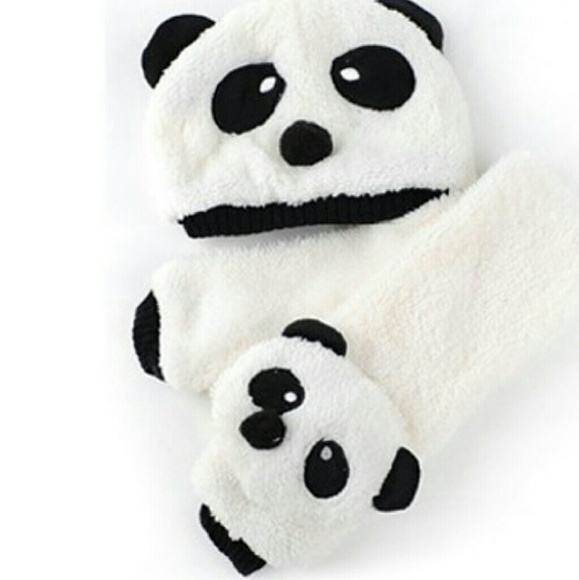 Panda hat and scarf - Picture 2 of 3