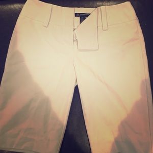 INC White Capris