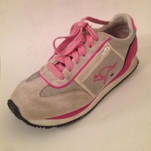 Kangaroos Sneakers - Pink and Grey Size 9
