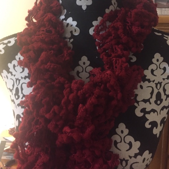 Handmade Scarve - Picture 2 of 3