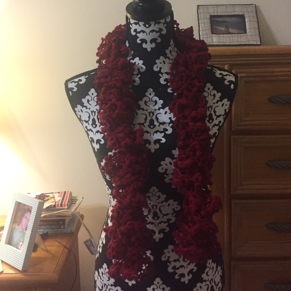 Handmade Scarve - Picture 3 of 3