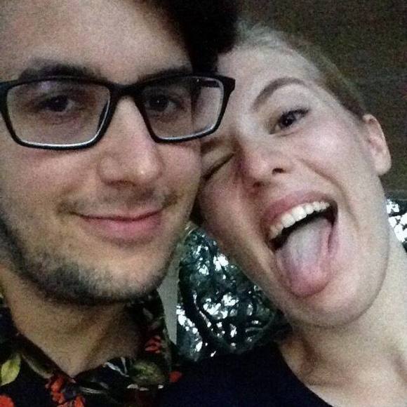 Meet your Posher, Niovi