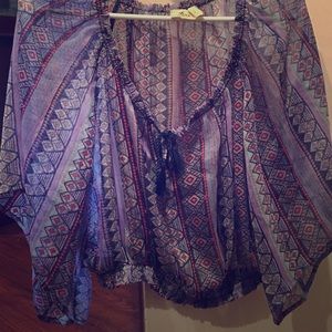 Hollister cropped blouse