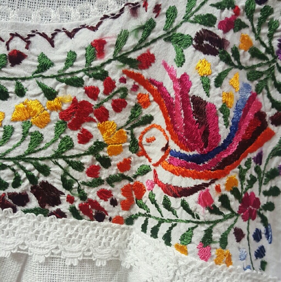 🌹HP🌹 New Handmade Embroidered Mexican Top Oaxaca - Picture 5 of 8